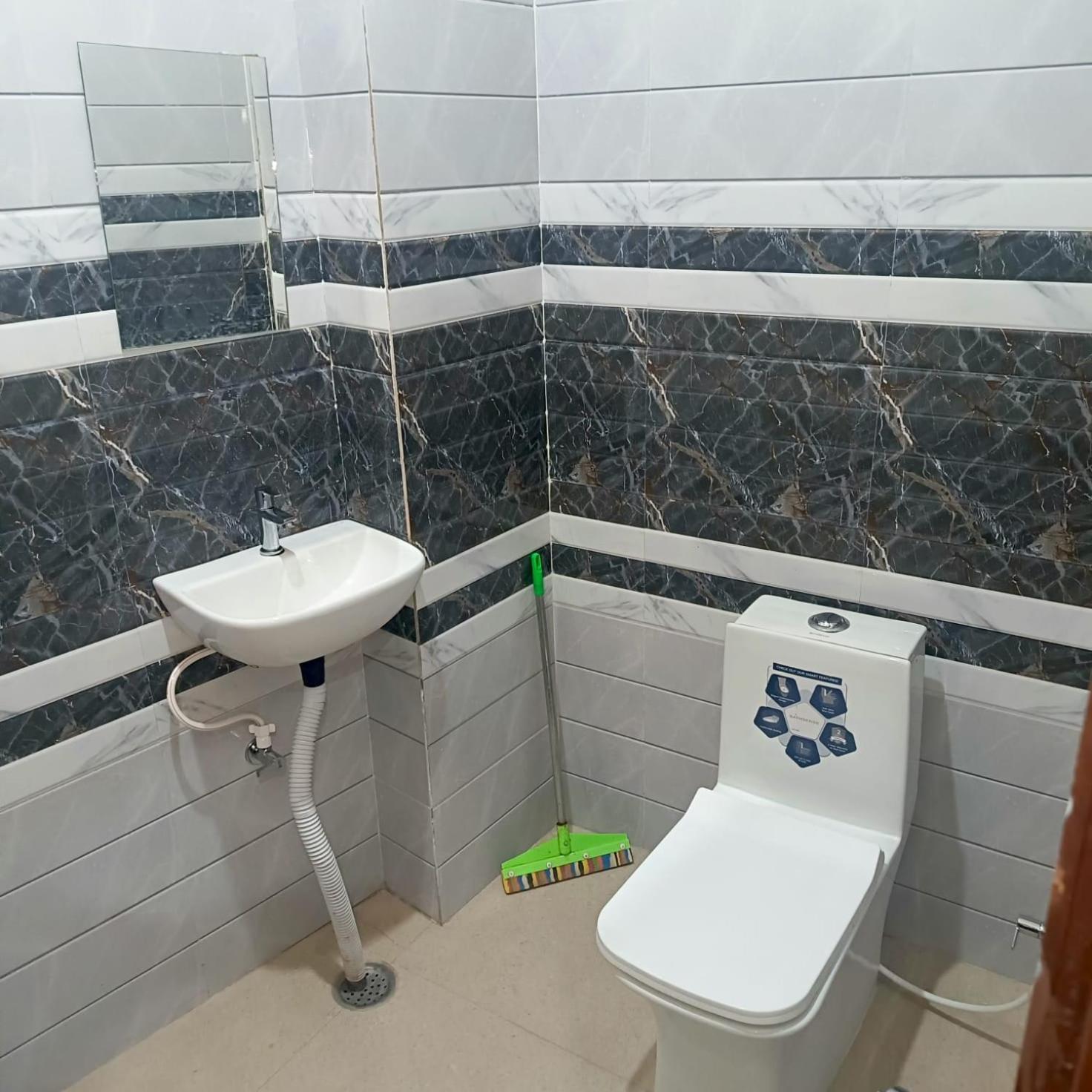 Shri Girraj Residency Hotel มถุรา ภายนอก รูปภาพ